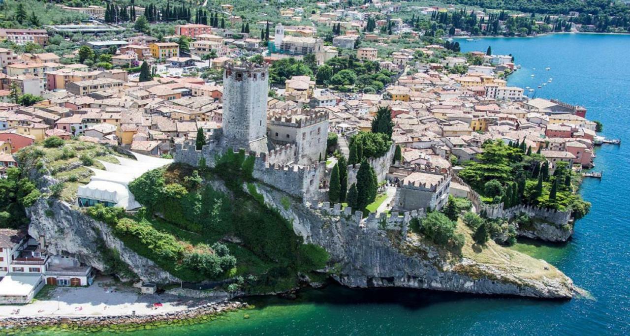 La Casa Nel Bosco Leilighet Malcesine Eksteriør bilde